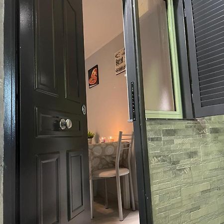 Mary House Spacca Napoli المظهر الخارجي الصورة